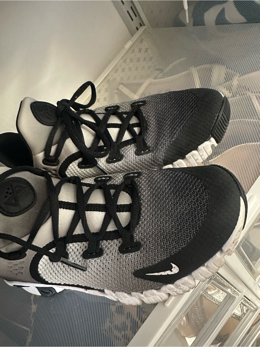 Nike Metcon 6 Black & Gray Gradient Knit - Picture 2 of 6